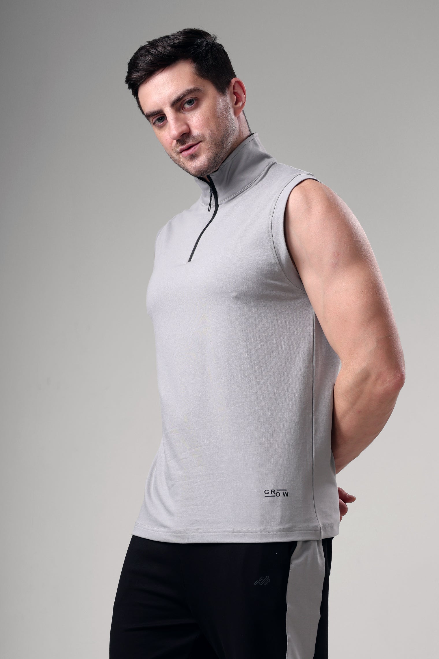 Grow 1/4 Zip Sleeveless Sweater Vest Light Grey