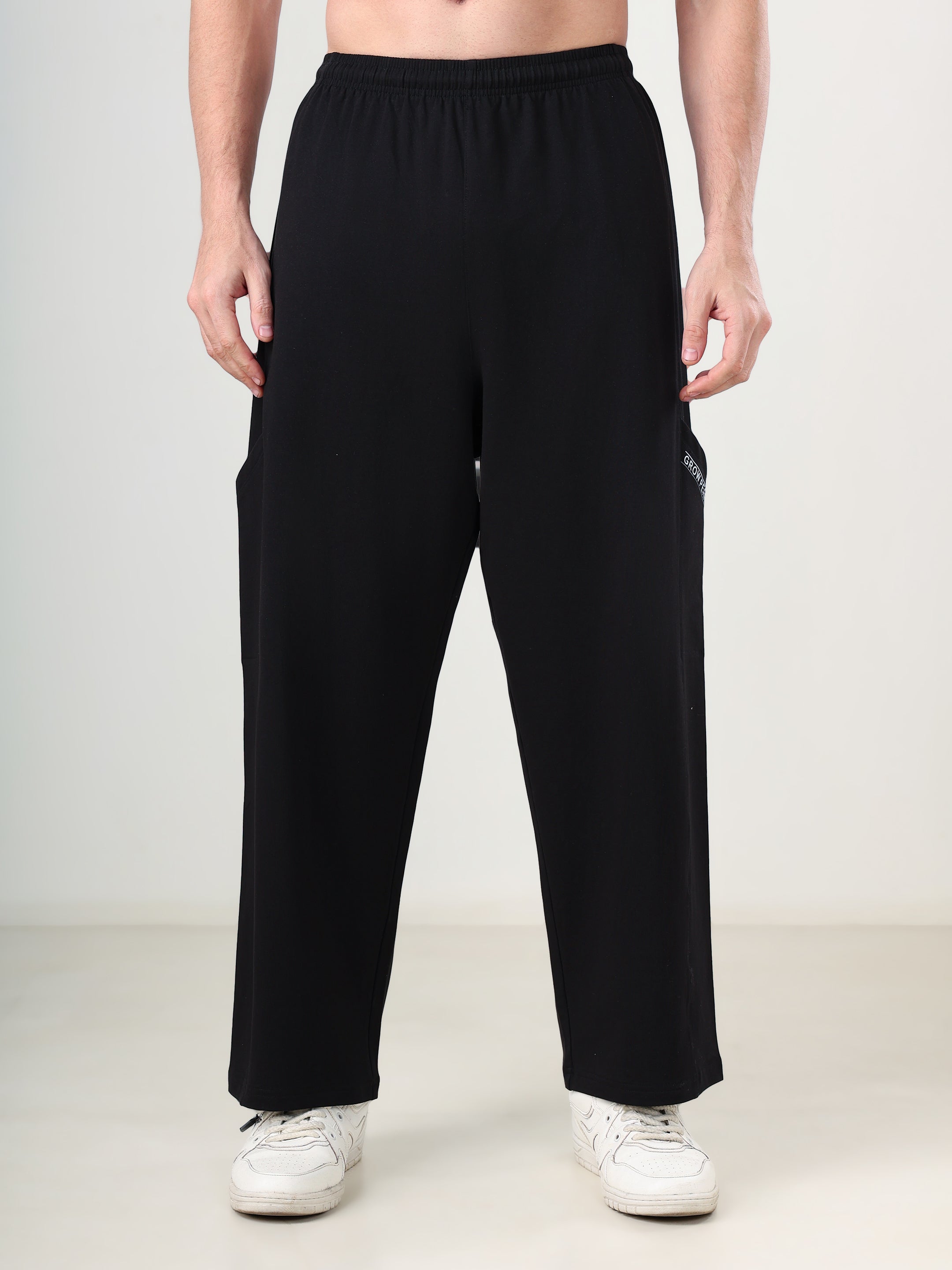 GROW Performance Wide Jogger Black
