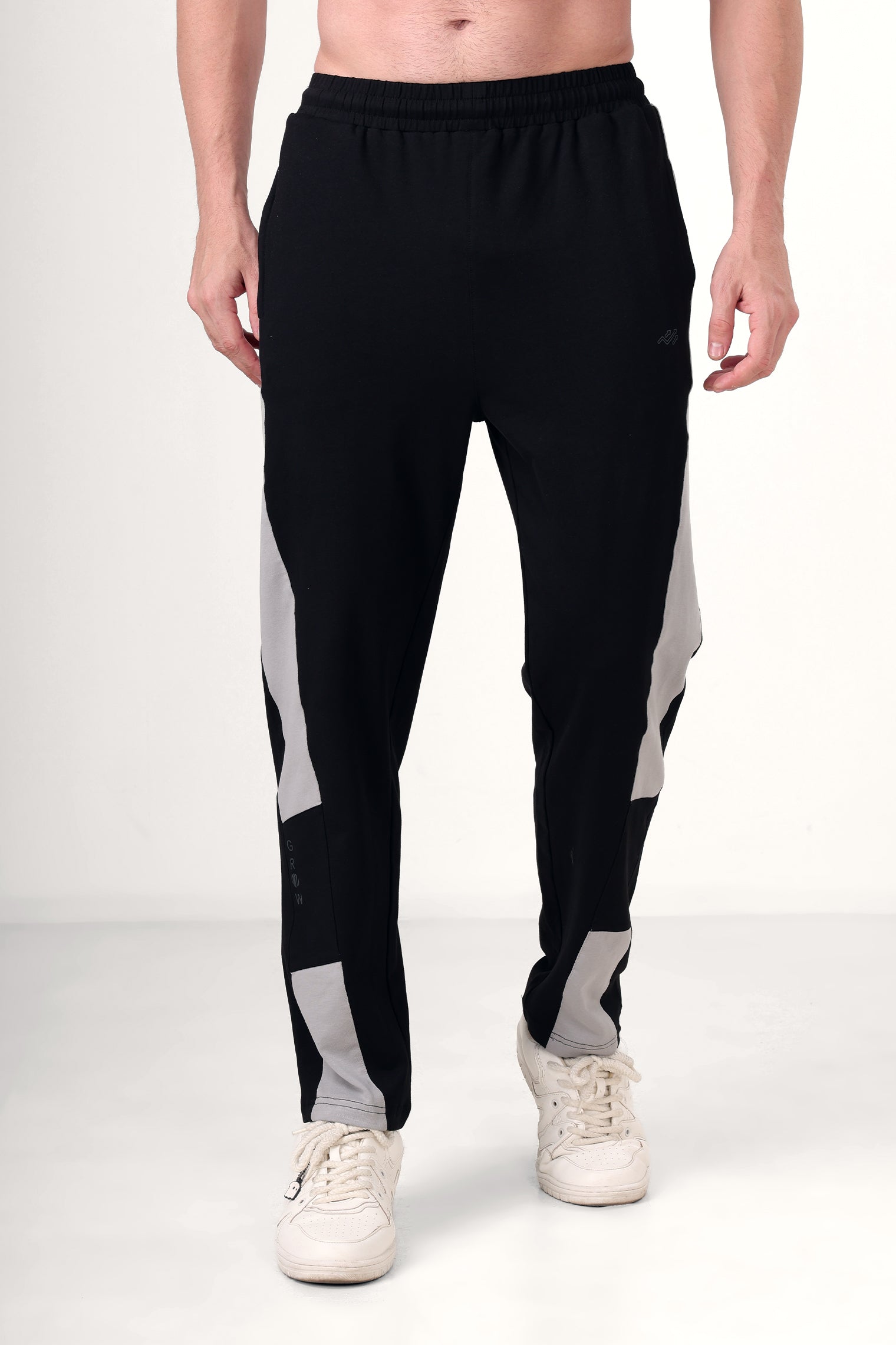 Grow Knitted Terry joggers Black