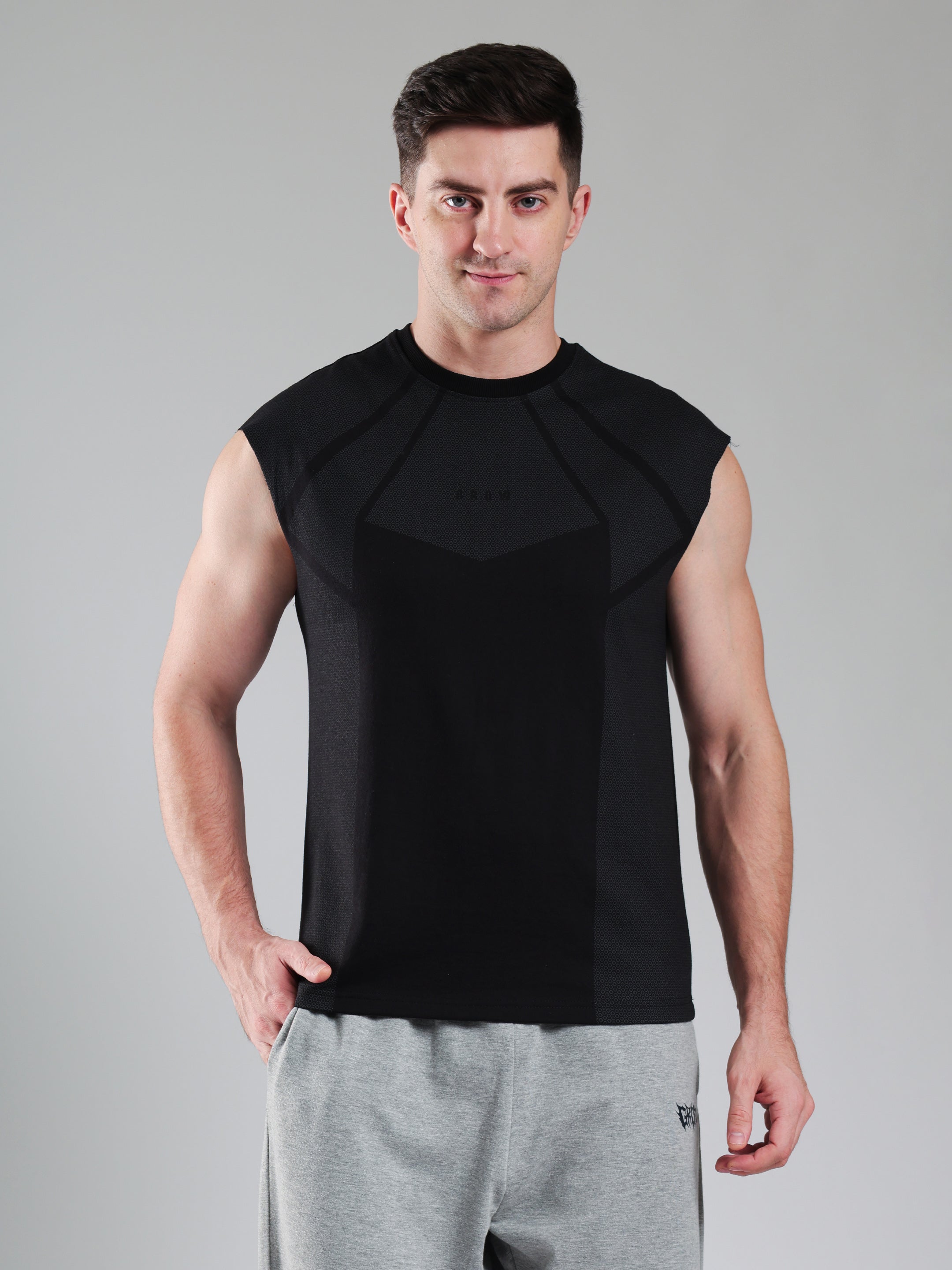 Grow Revenge Capsleeves Tee Black