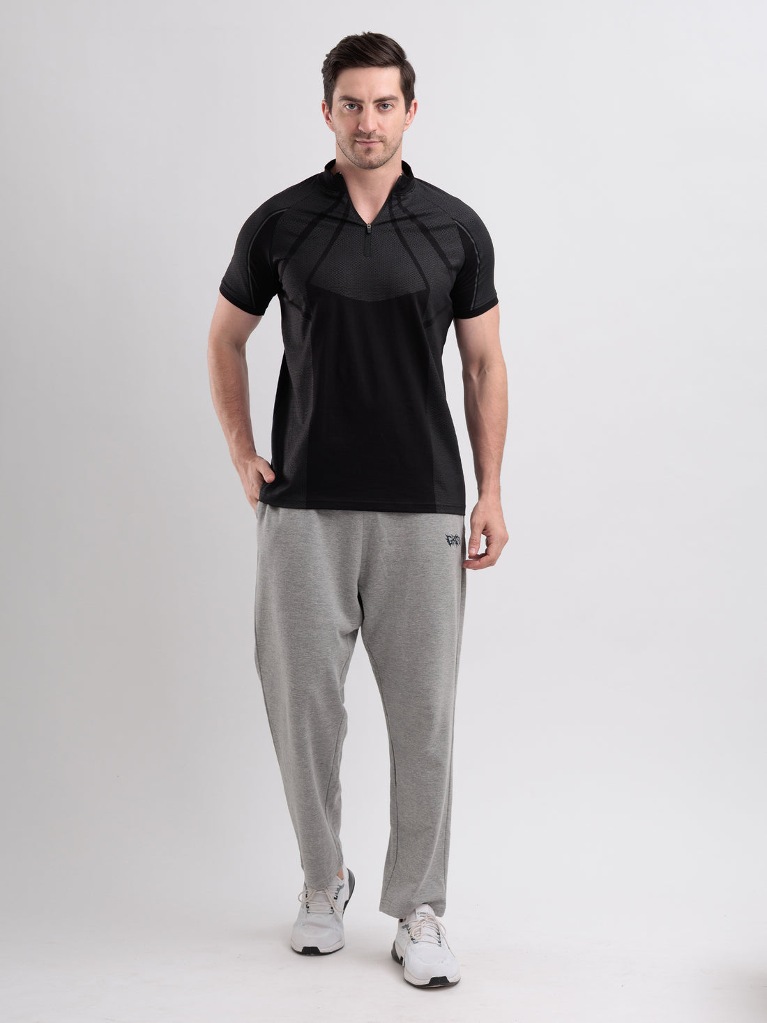 GROW Elevate Quarter Zip Tee Black