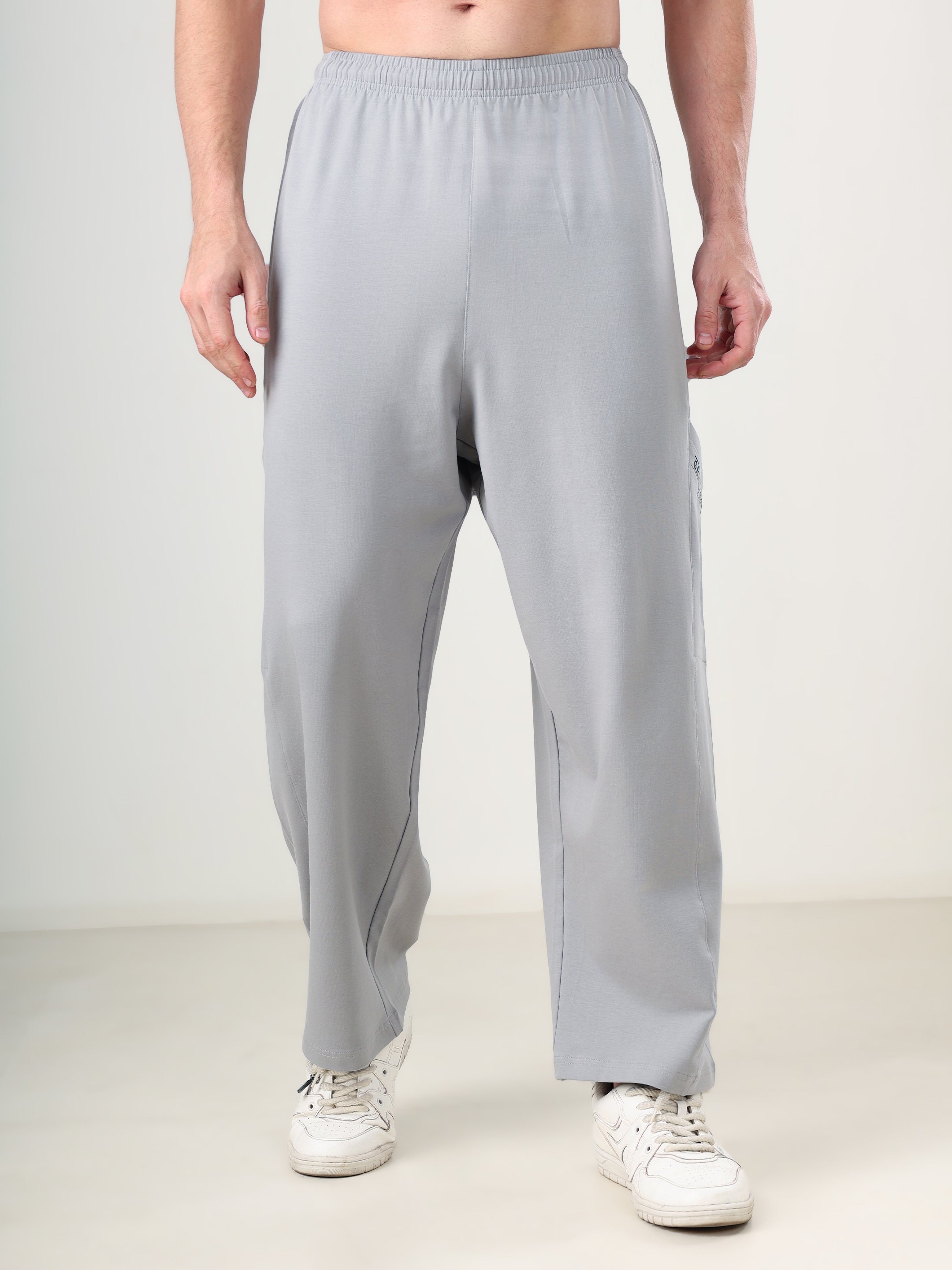 Grow Performance Wide Joggers Light Grey