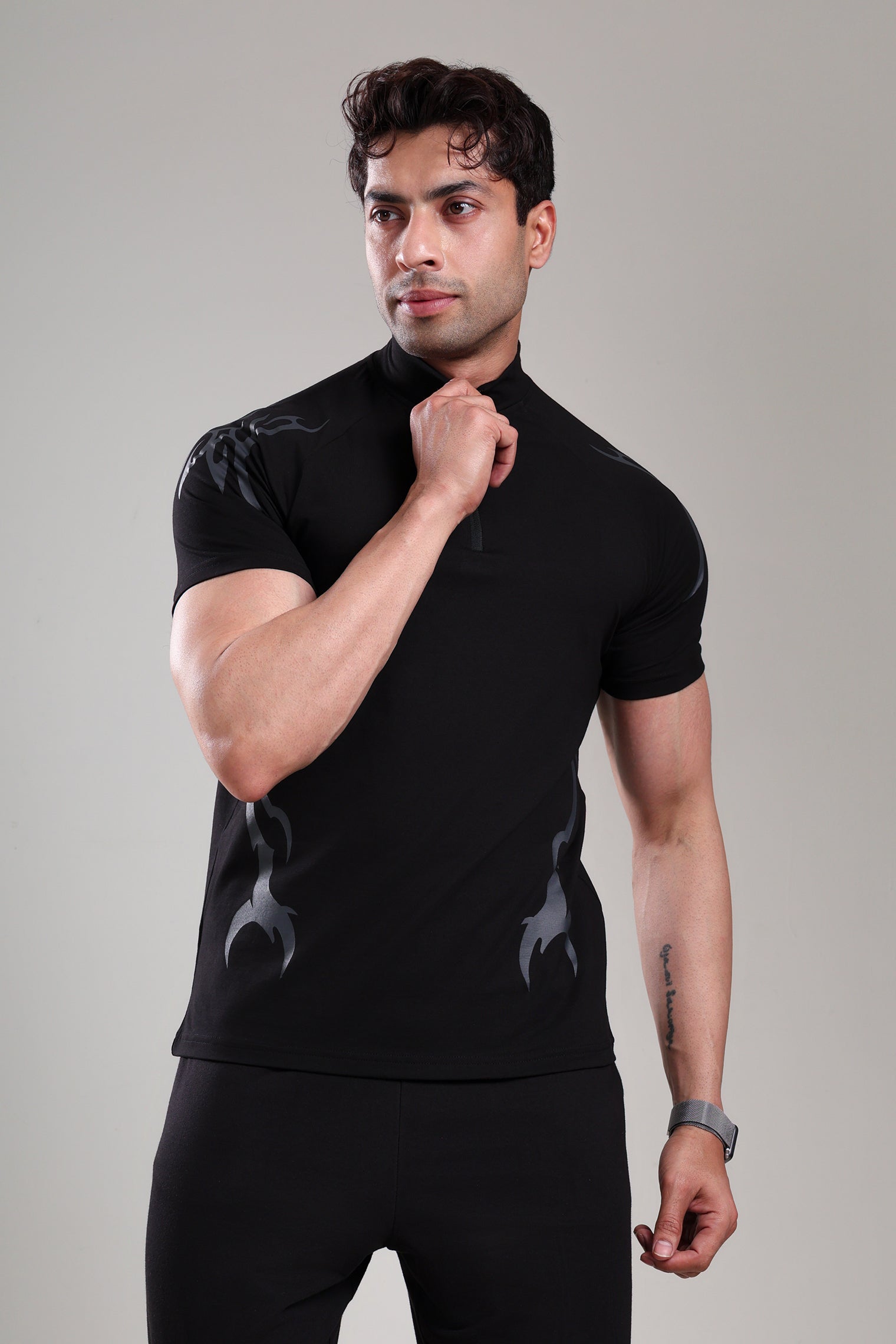 GROW ShadowTribe Zip Tshirt Black