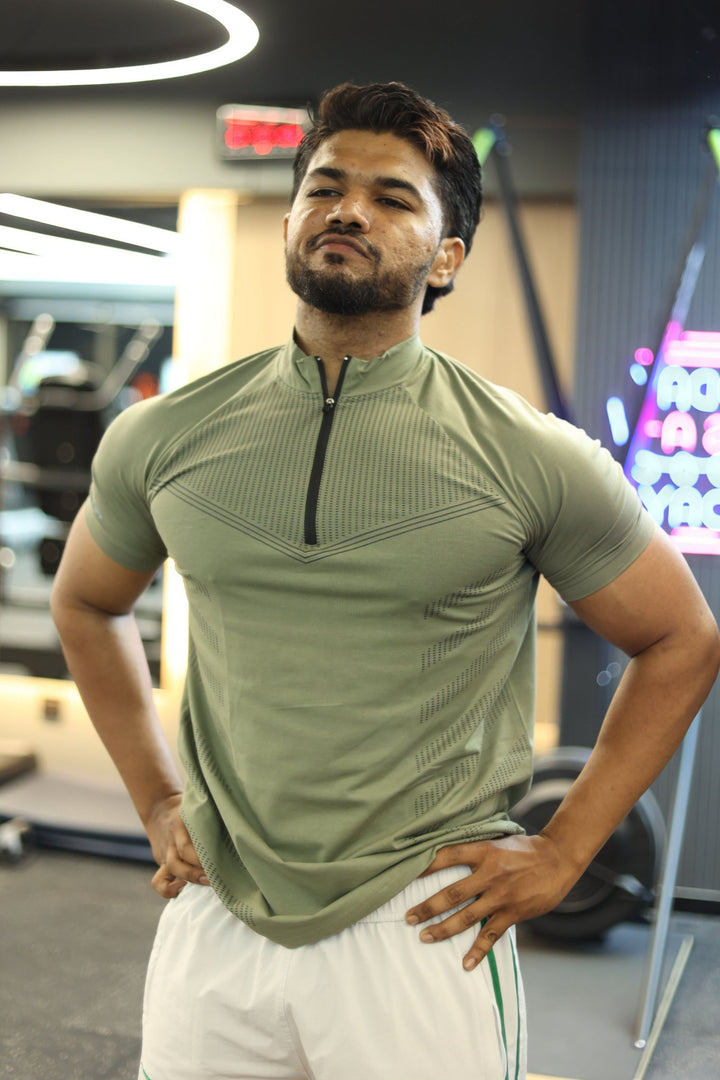 Grow AeroFlex Quarter Zip T-Shirt Mid Grey