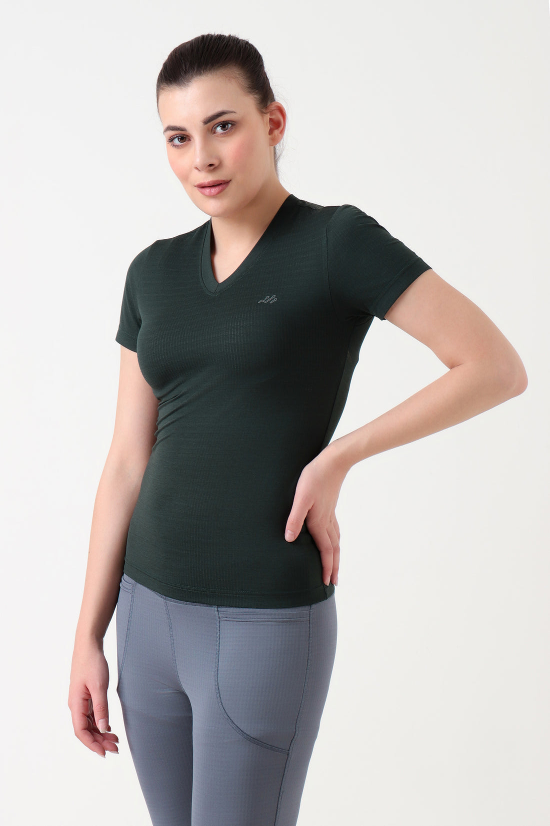 Training Fitted V neck Tshirt Olive