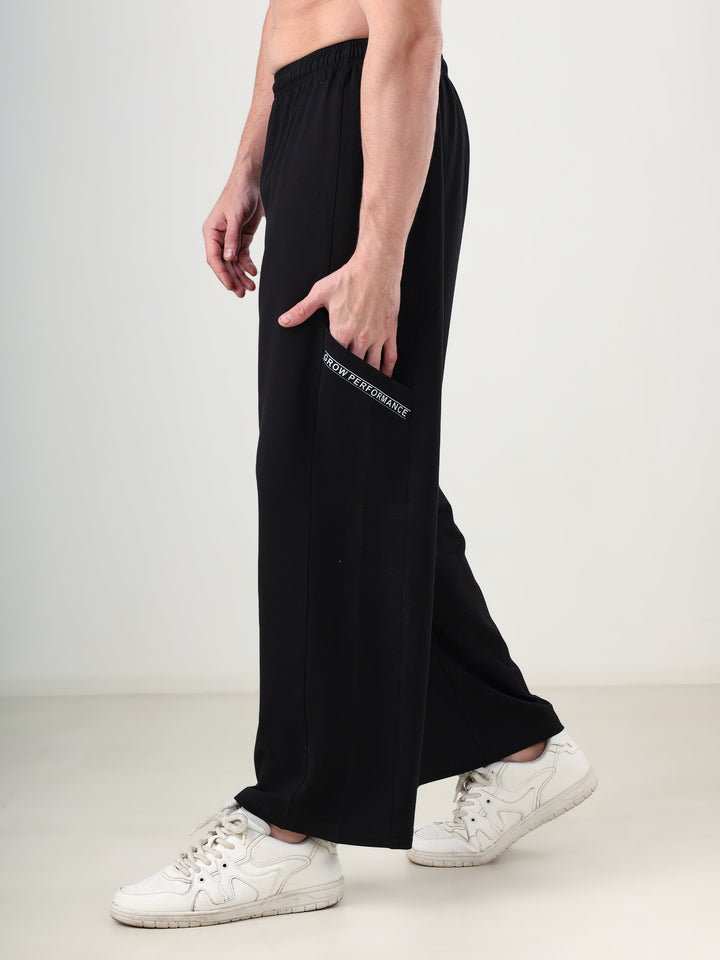GROW Performance Wide Jogger Black