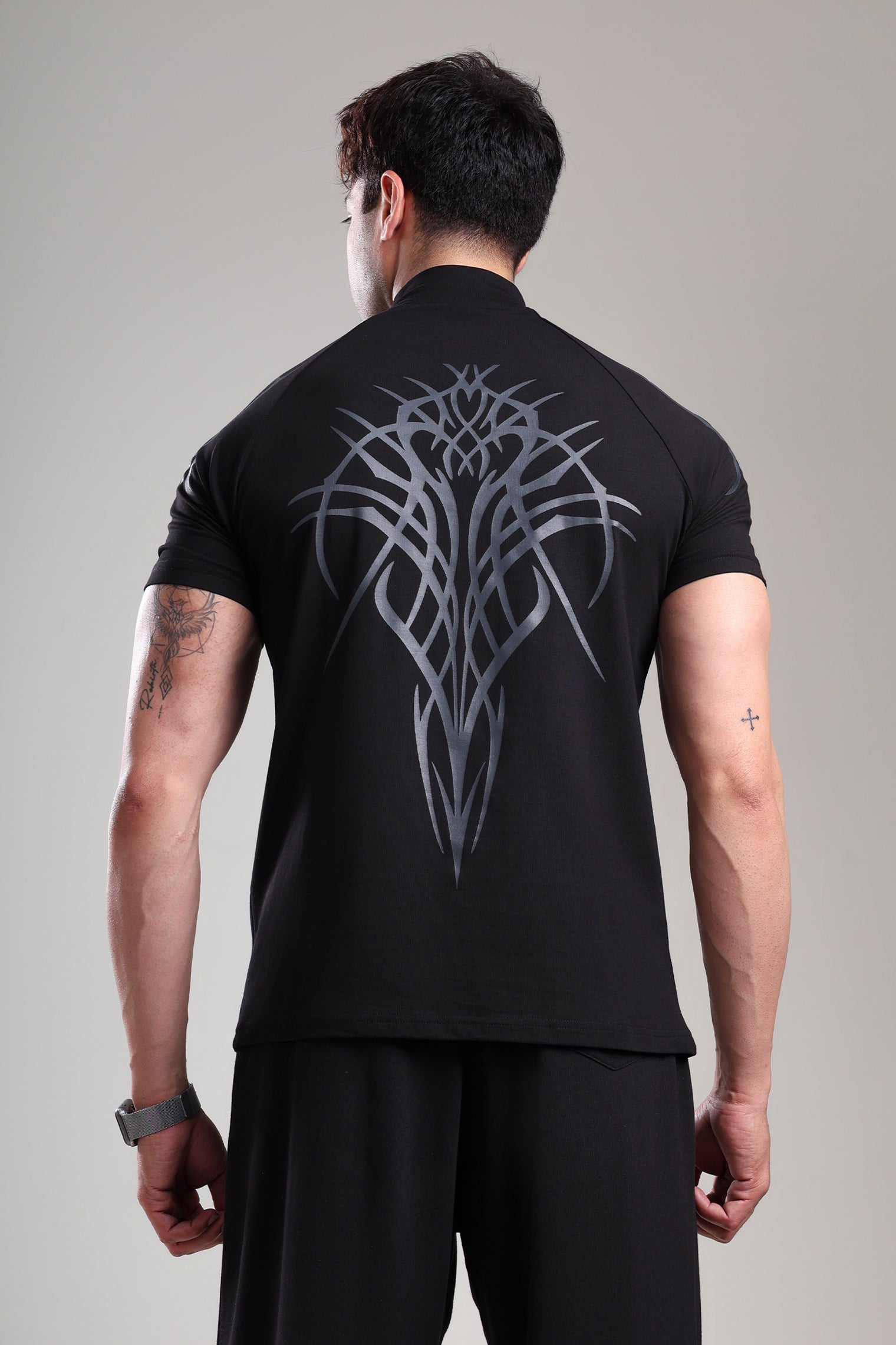 GROW ShadowTribe Zip Tshirt Black