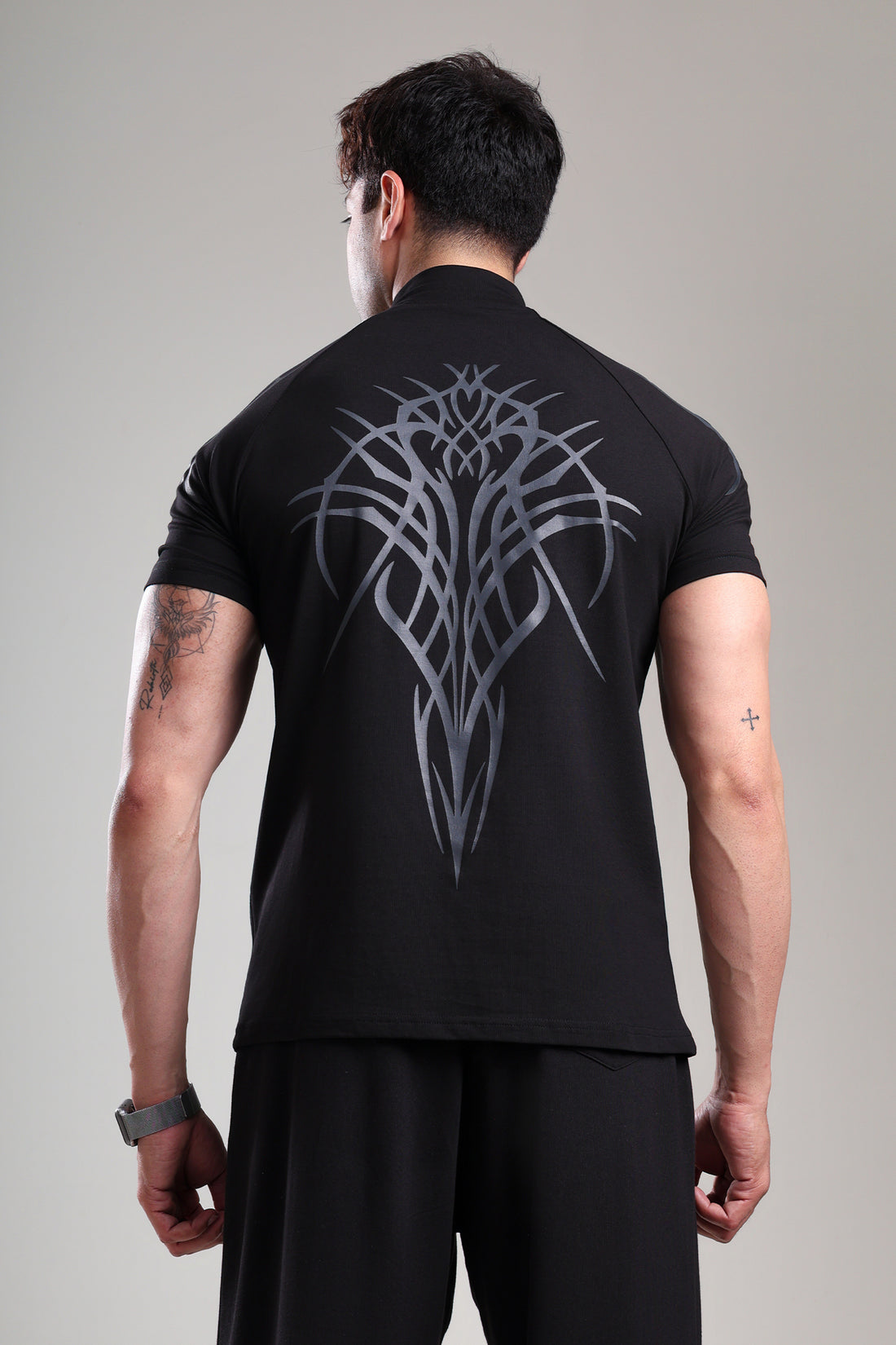 GROW ShadowTribe Zip Tshirt Black