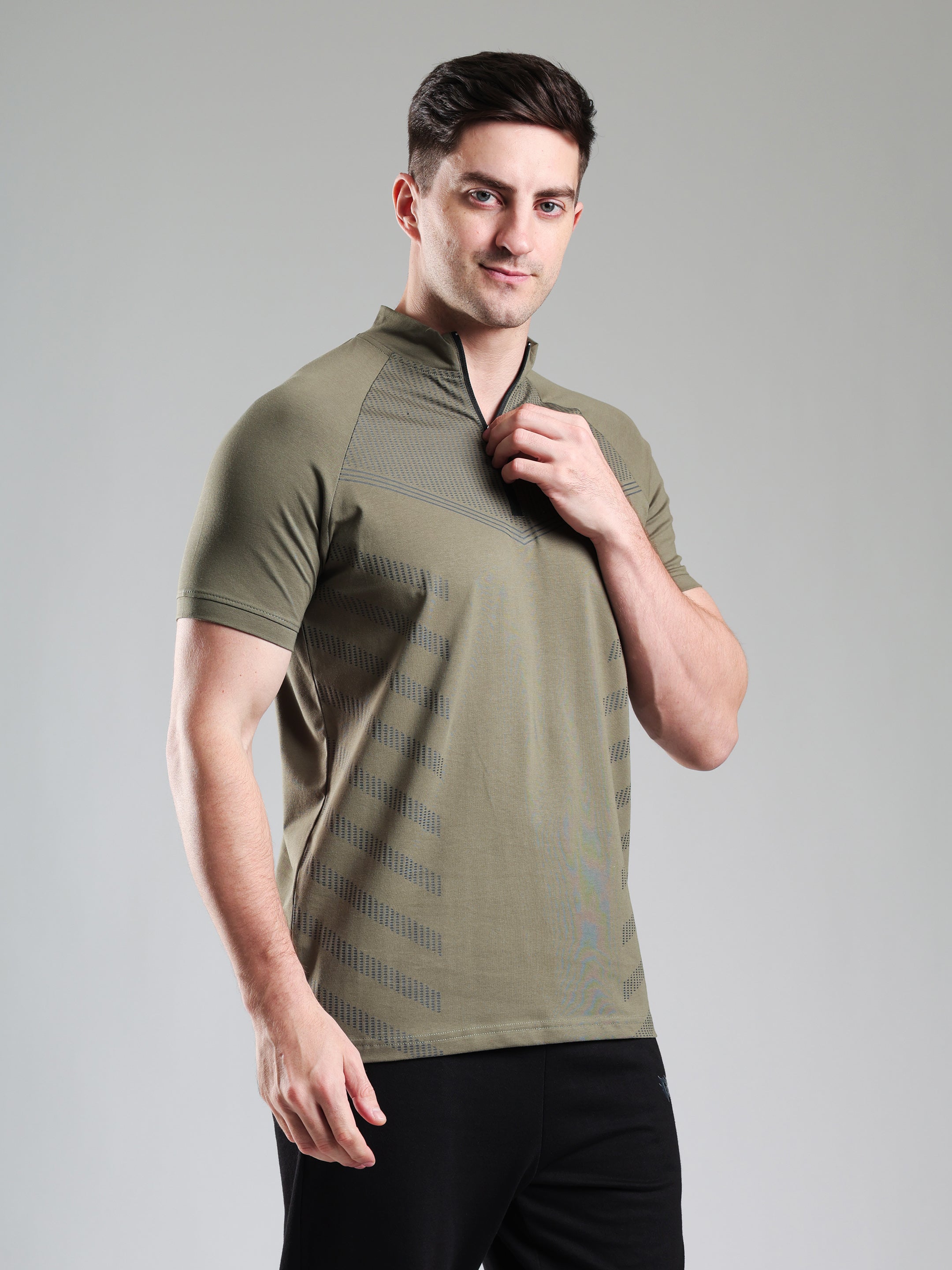 Grow AeroFlex Quarter Zip T-Shirt Mid Grey