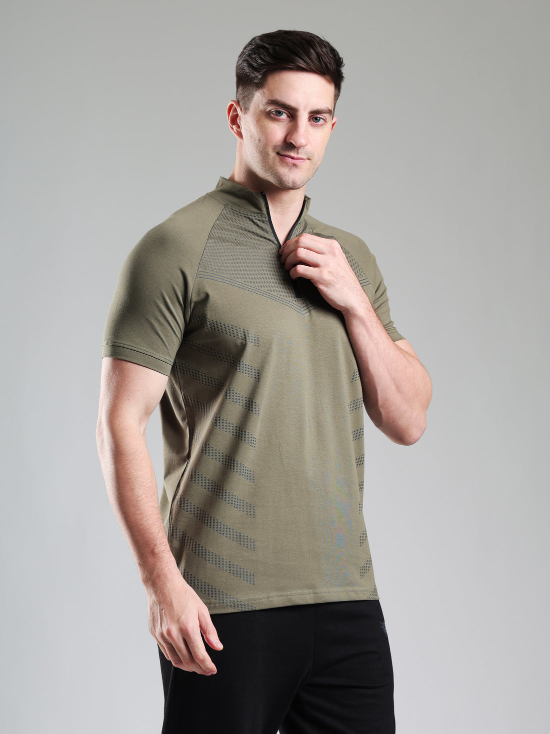 Grow AeroFlex Quarter Zip T-Shirt Mid Grey