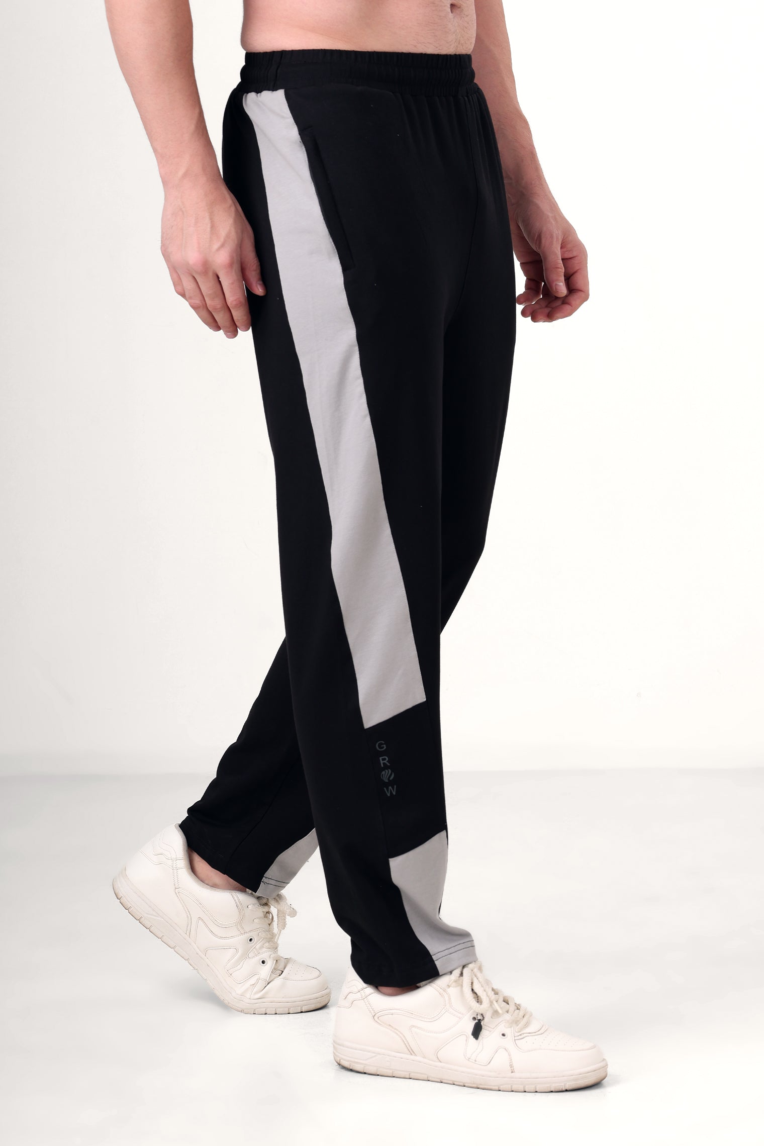 Grow Knitted Terry joggers Black