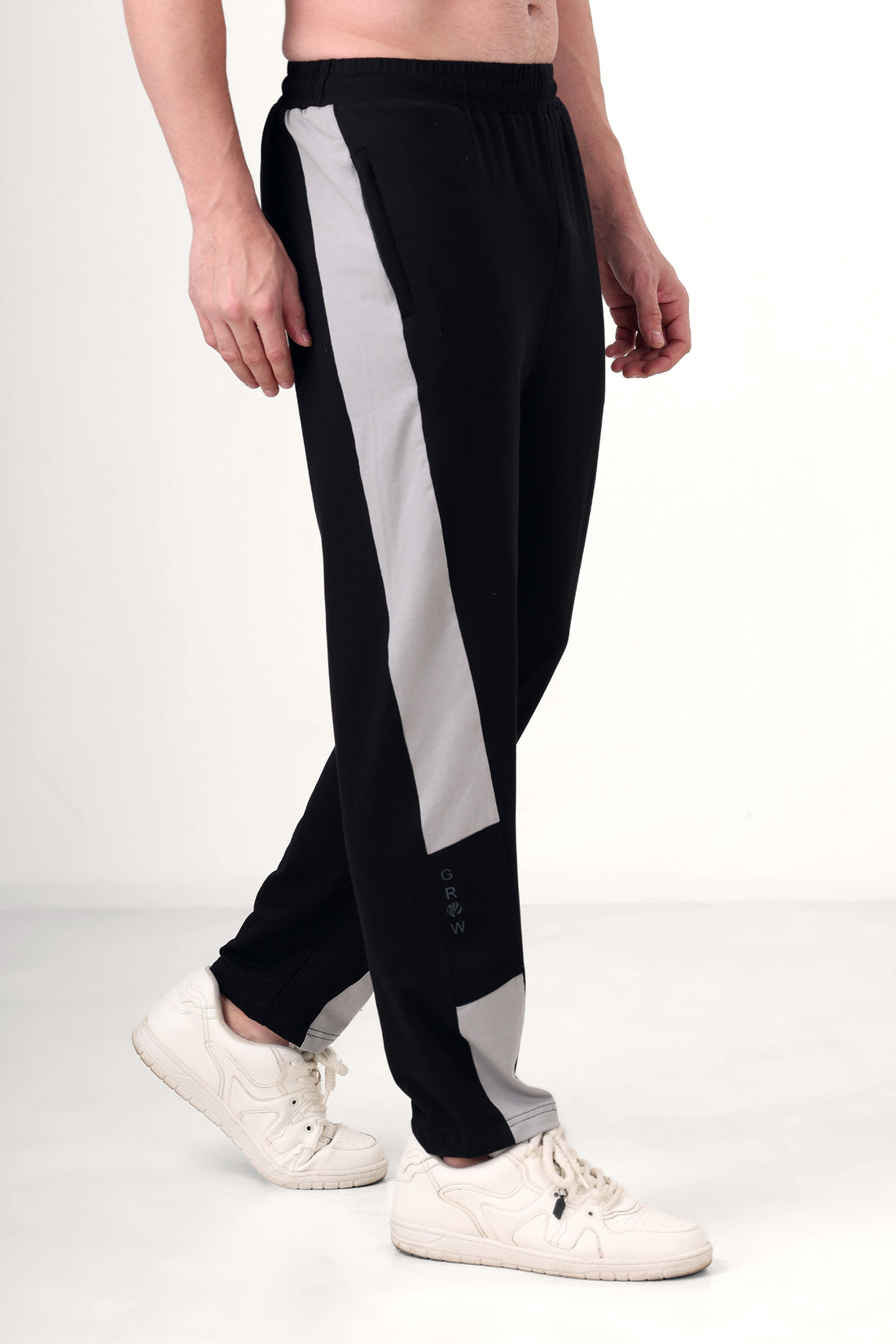 Grow Knitted Terry joggers Black
