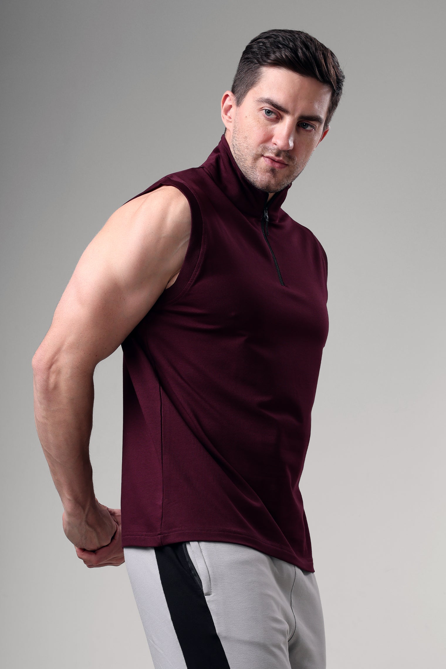 Grow 1/4 Zip Sleeveless Sweater Vest Wine