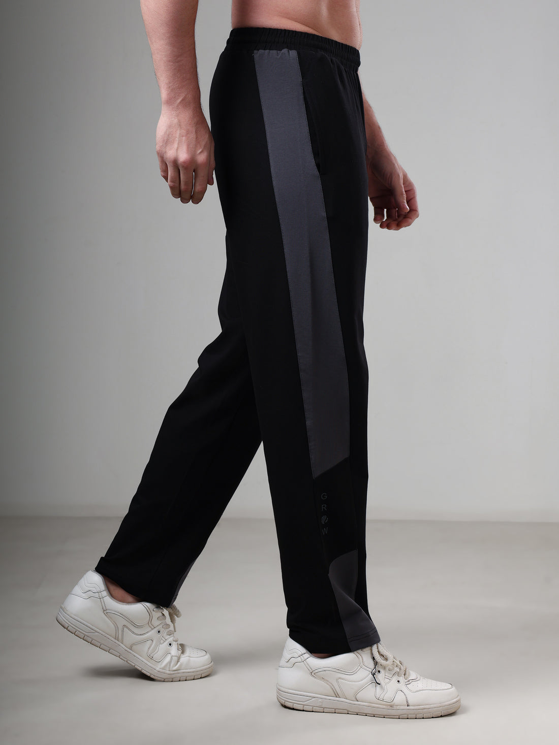 Grow Knitted Terry joggers Black Grey