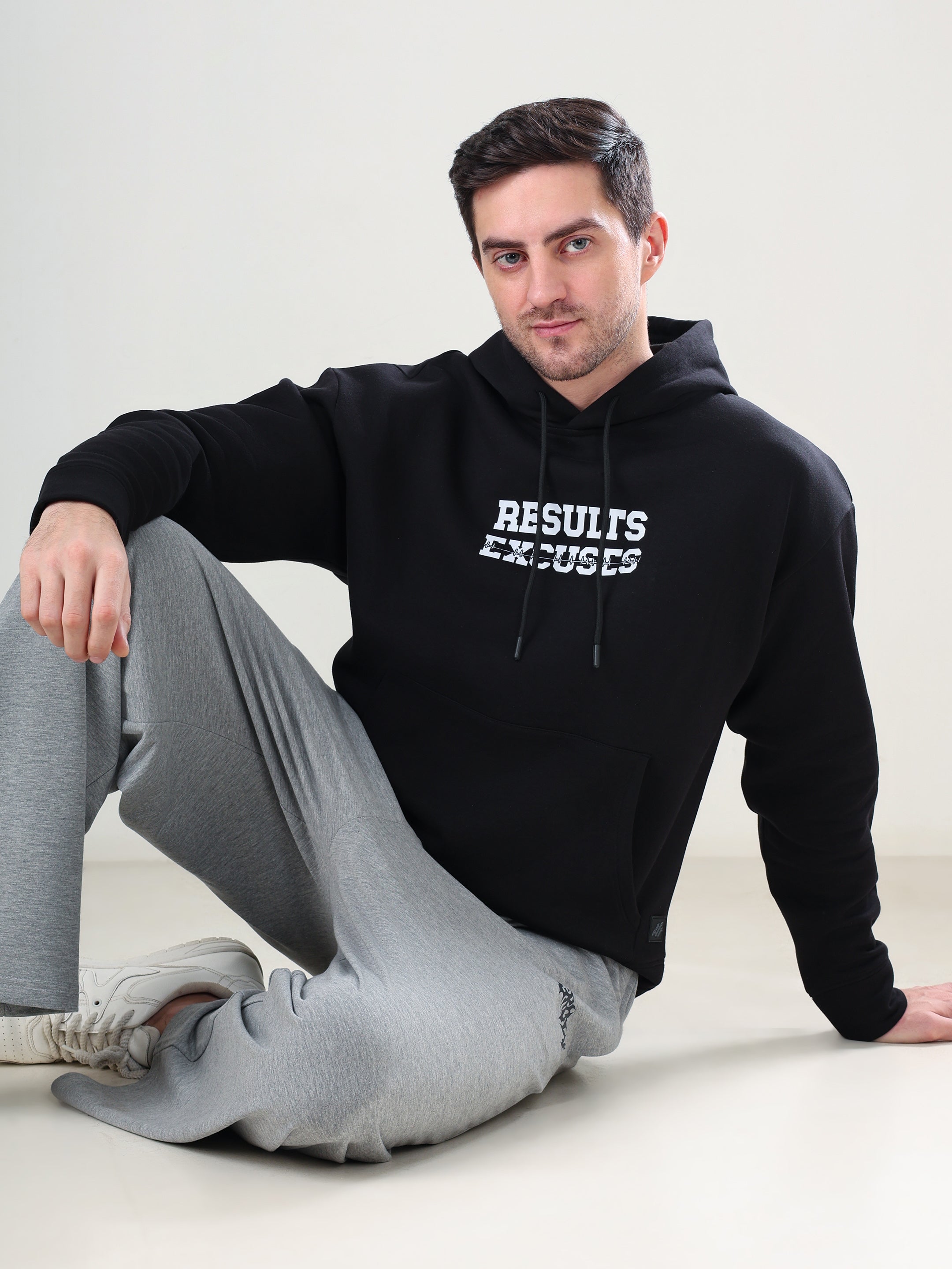 Result Oversize Hoodie Black