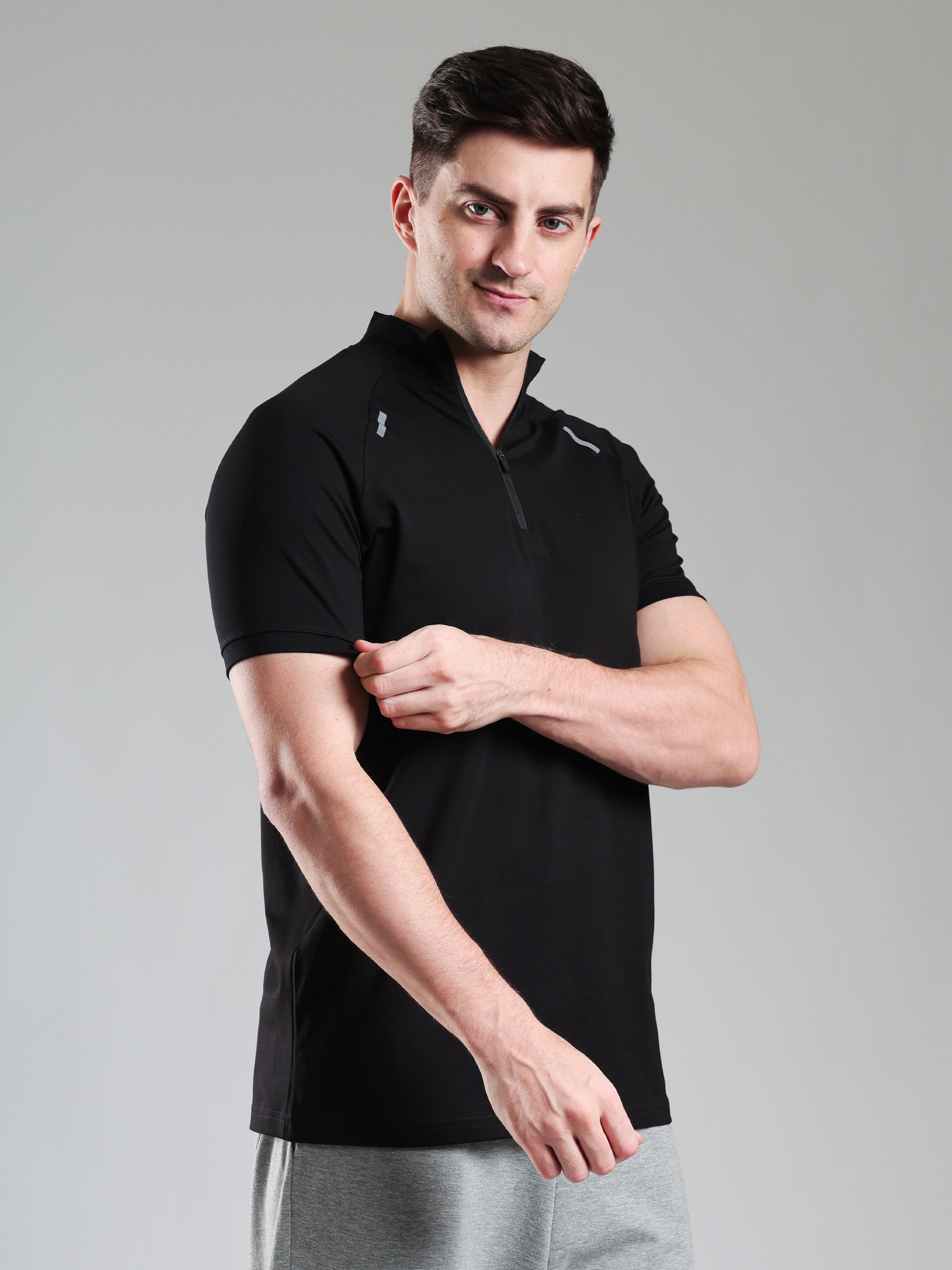 Raglan Quarter Zip Half Sleeves Tshirt Black