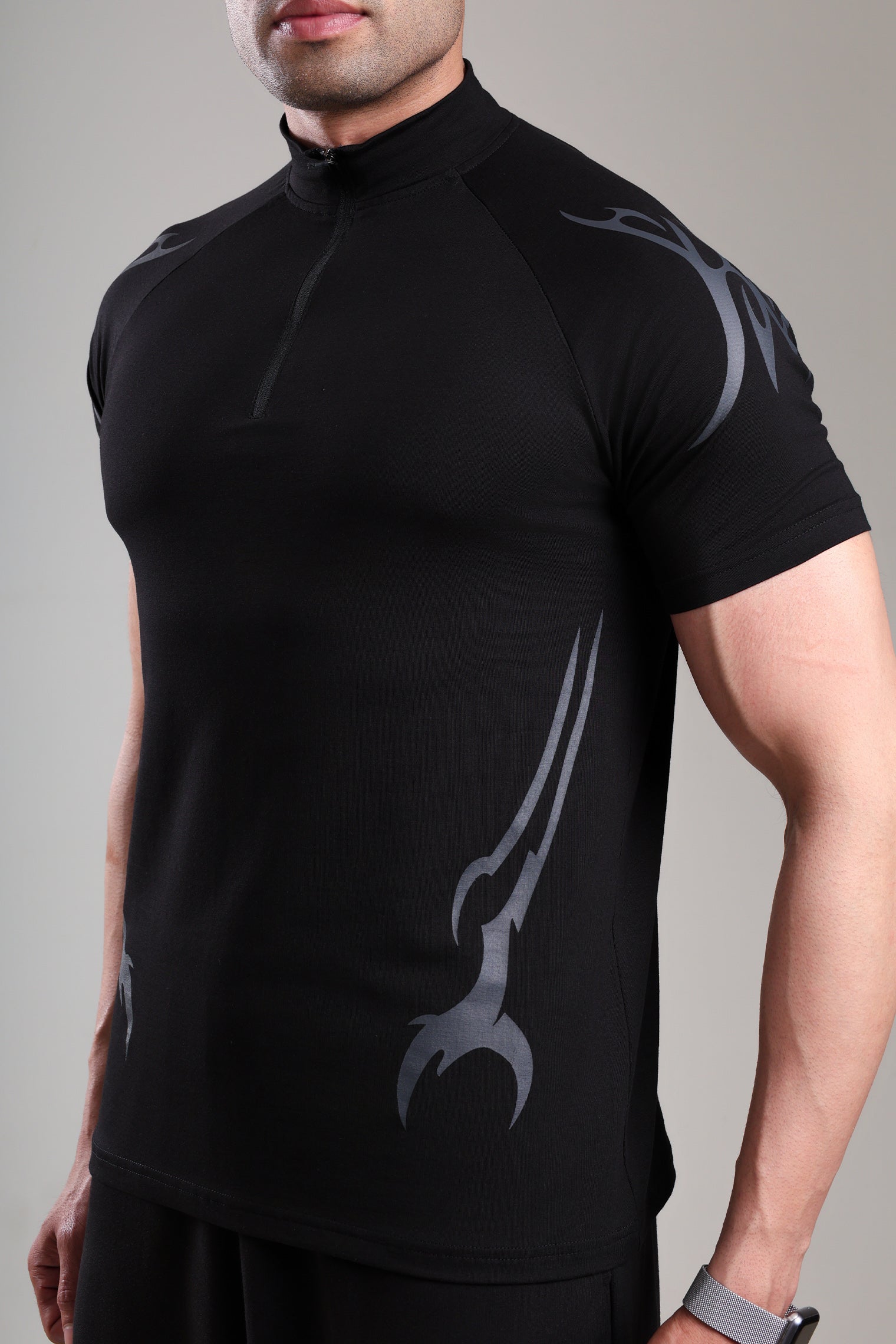 GROW ShadowTribe Zip Tshirt Black