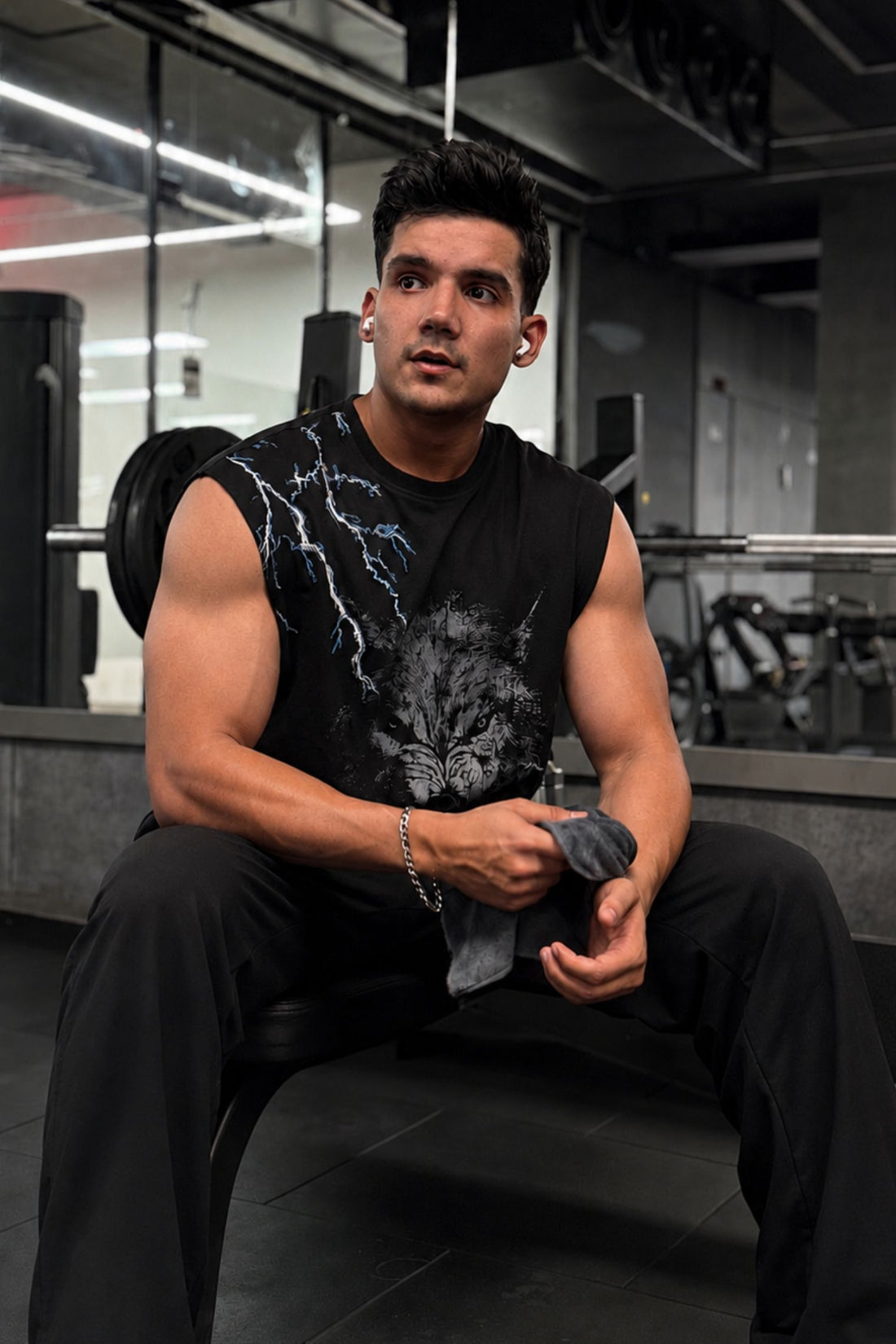Grow ThunderWolf Capsleeves Tee Black