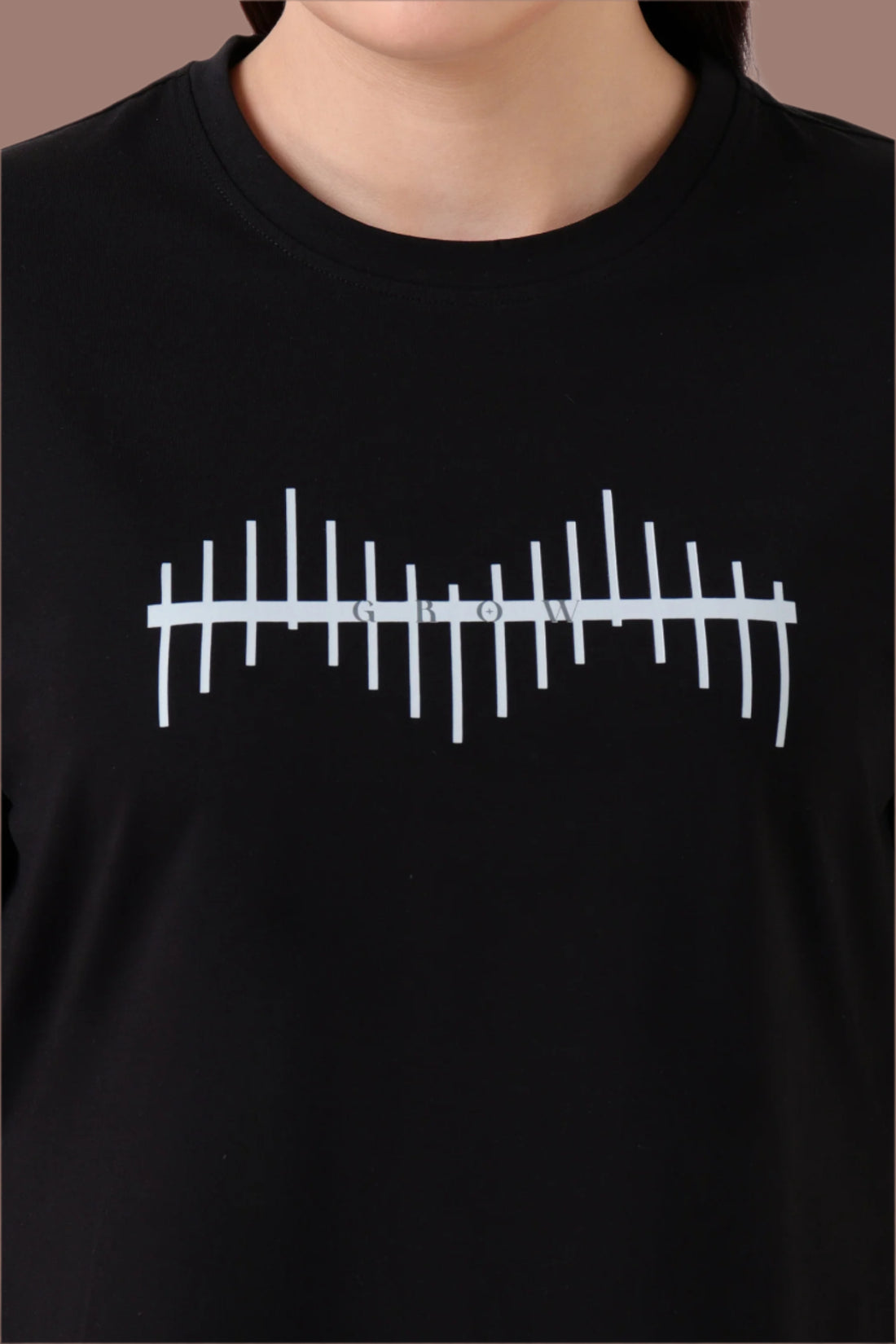 Slit & Chill Tee – Midnight Mood