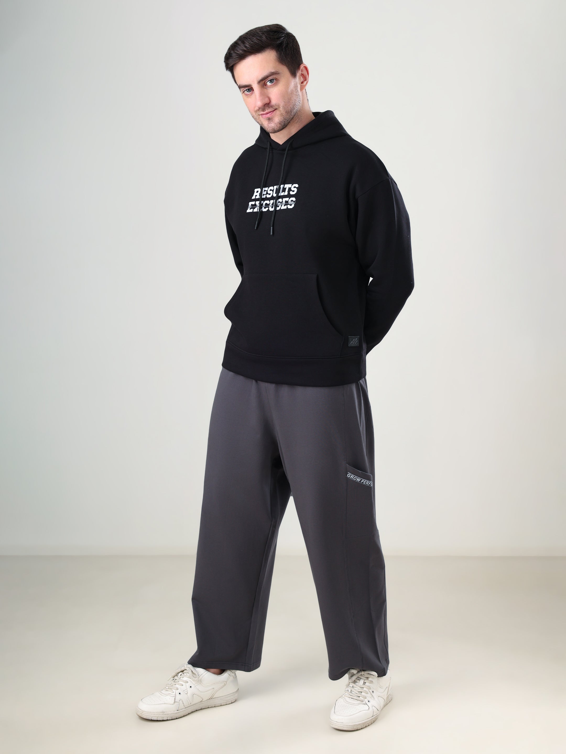 Grow Performance Wide Joggers Dark Grey