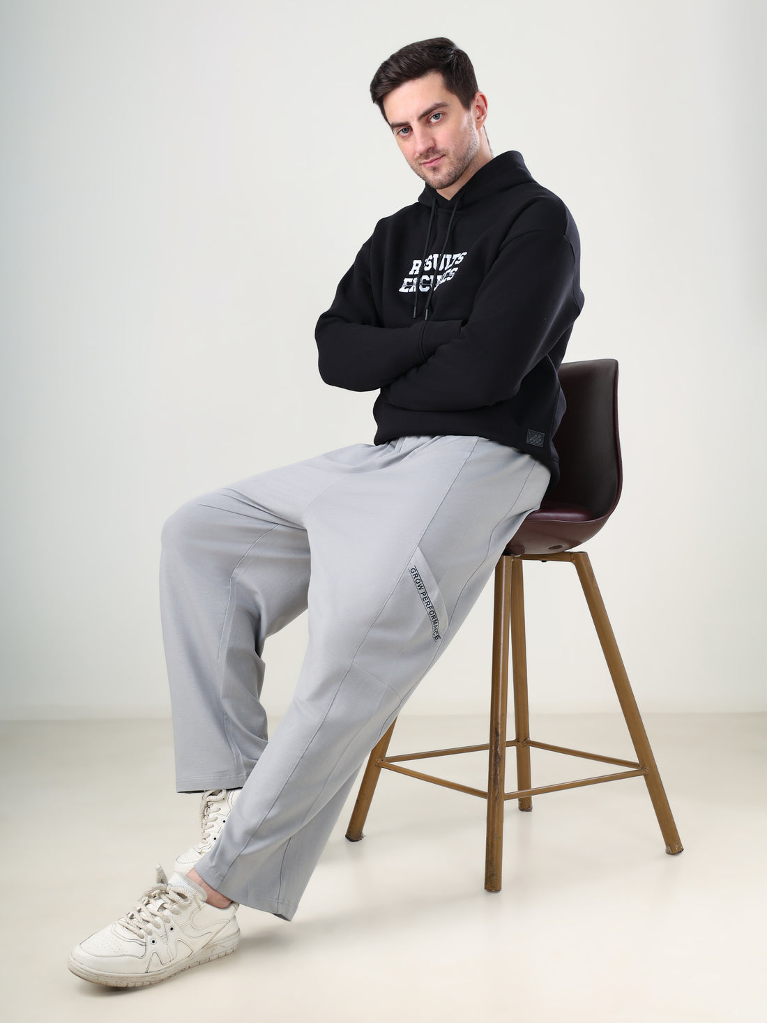 Grow Performance Wide Joggers Light Grey