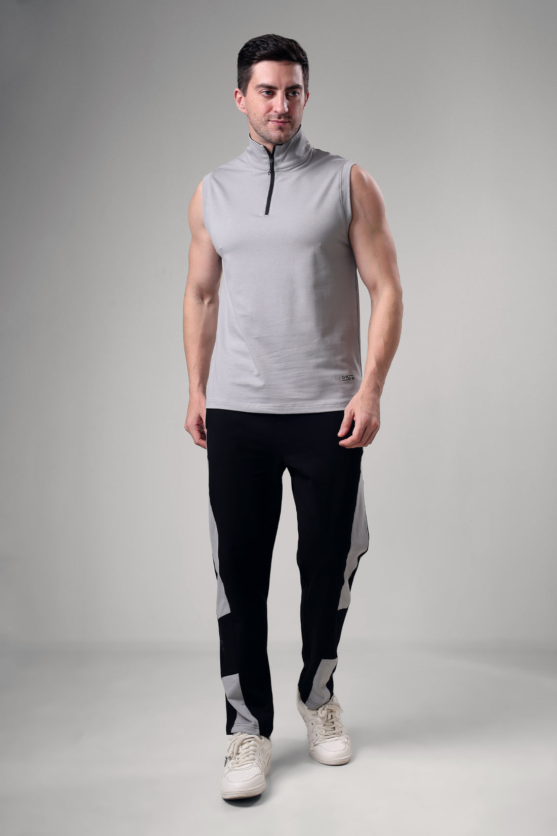 Grow 1/4 Zip Sleeveless Sweater Vest Light Grey