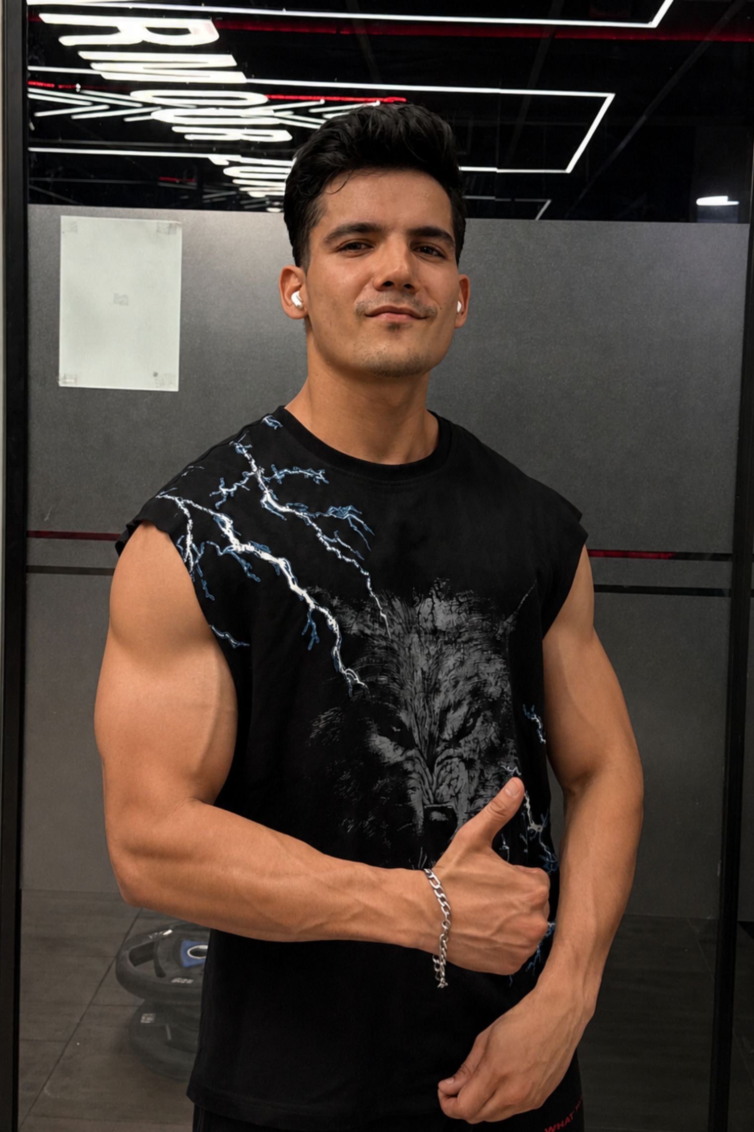 Grow ThunderWolf Capsleeves Tee Black