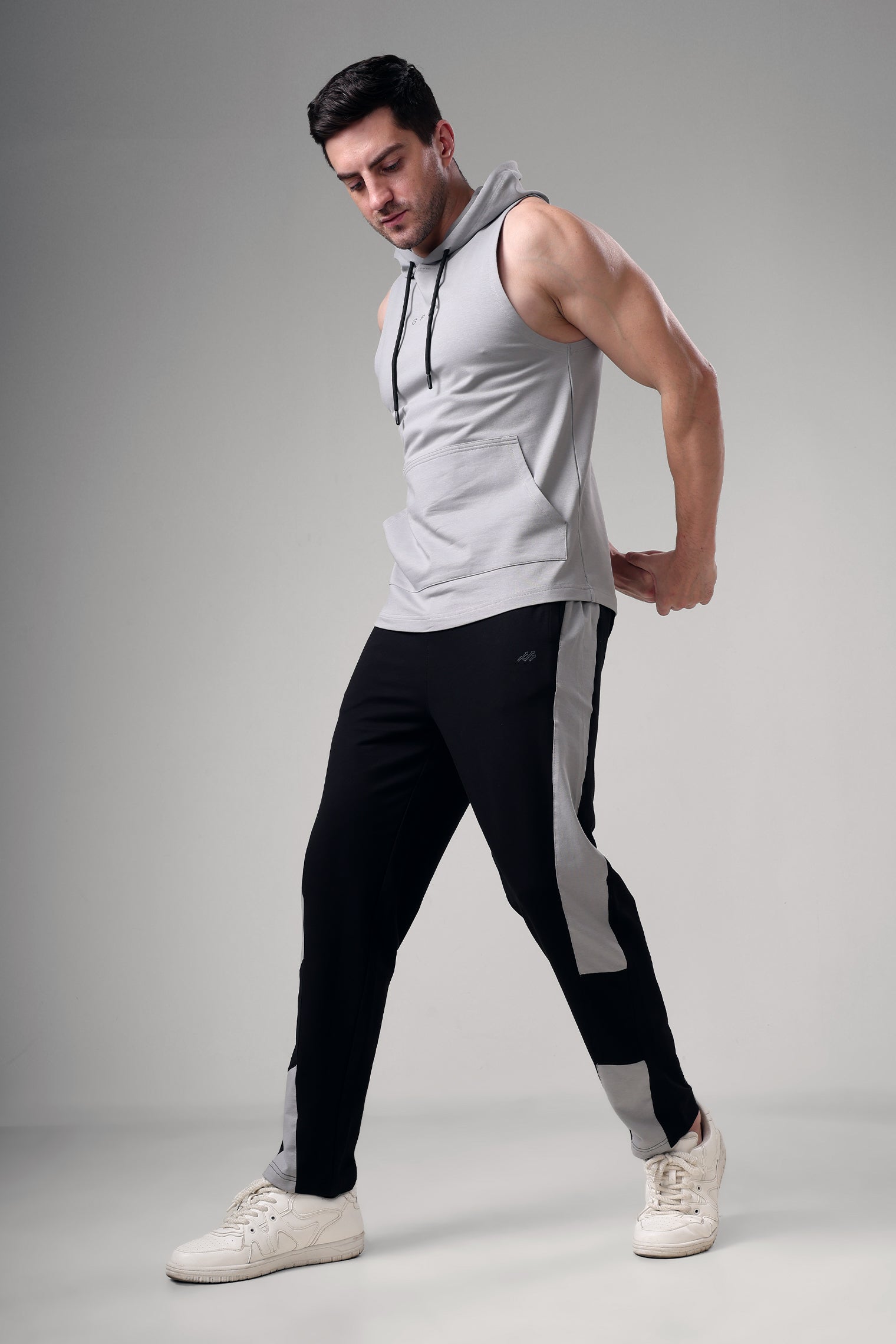 Grow Sleeveless Hoodie Light Grey