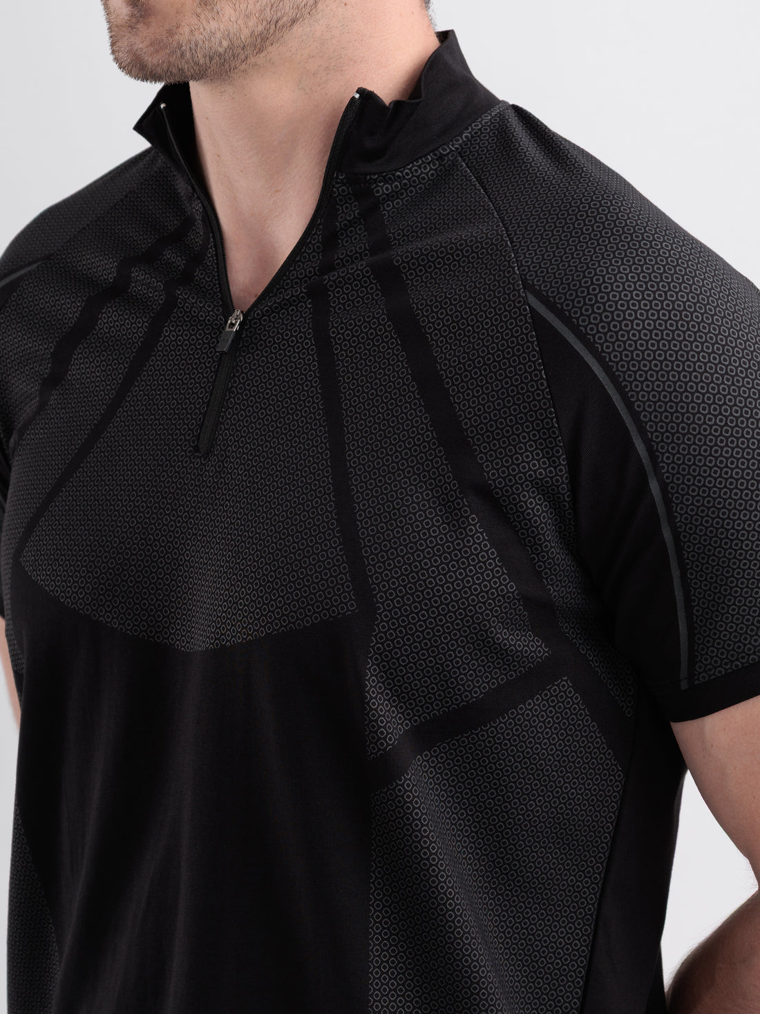 GROW Elevate Quarter Zip Tee Black