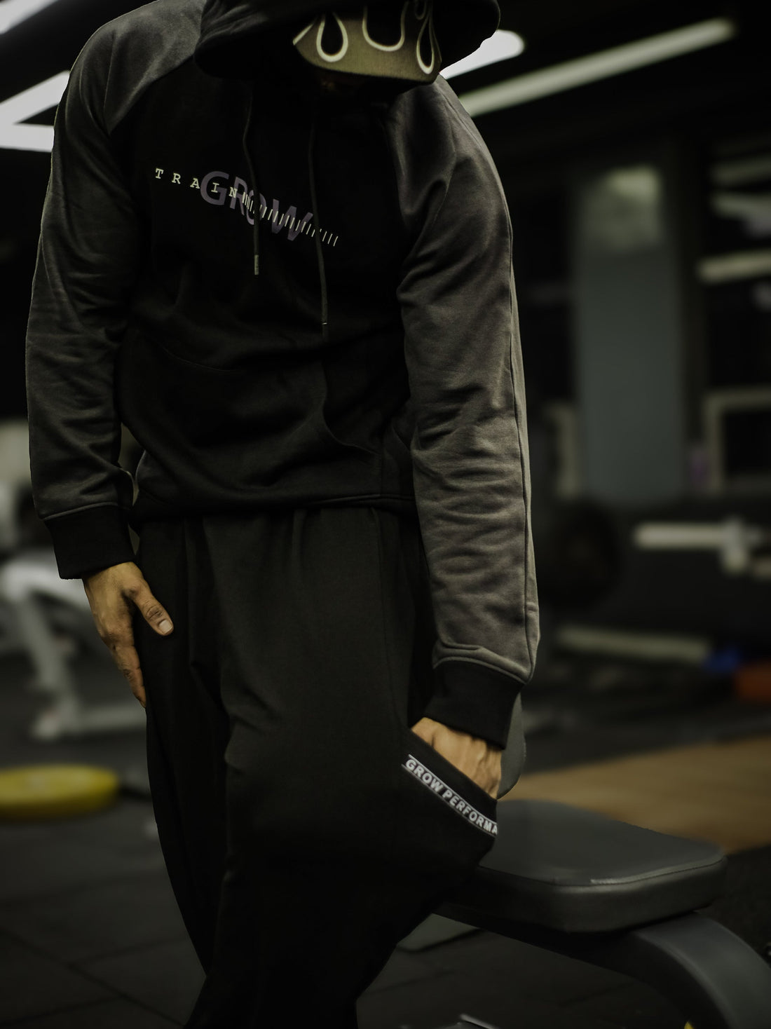 GROW Performance Wide Jogger Black