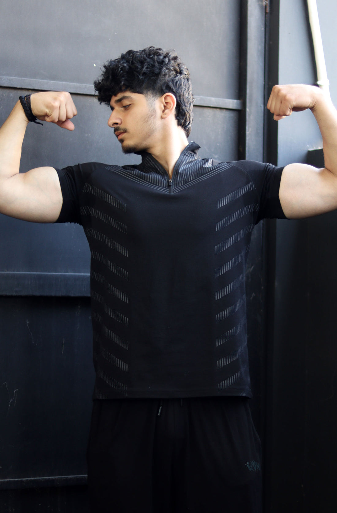 Grow AeroFlex Quarter Zip T-Shirt Black