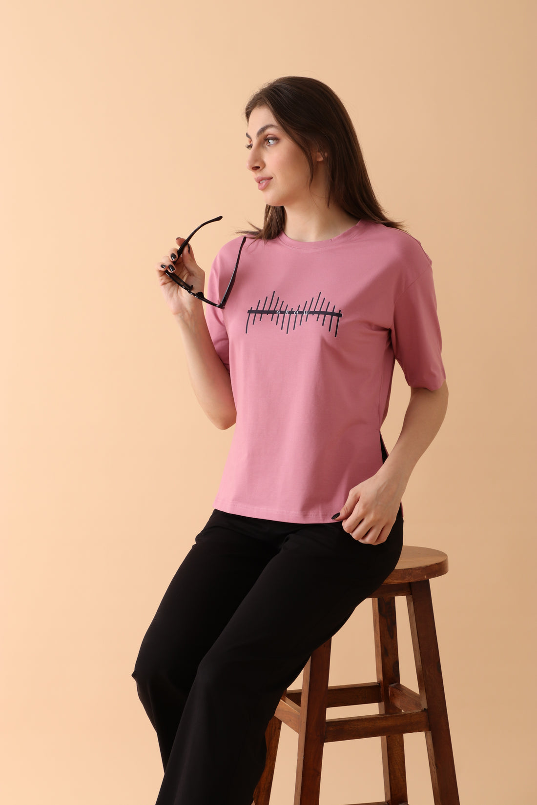Slit & Chill Tee –  Blush Onion