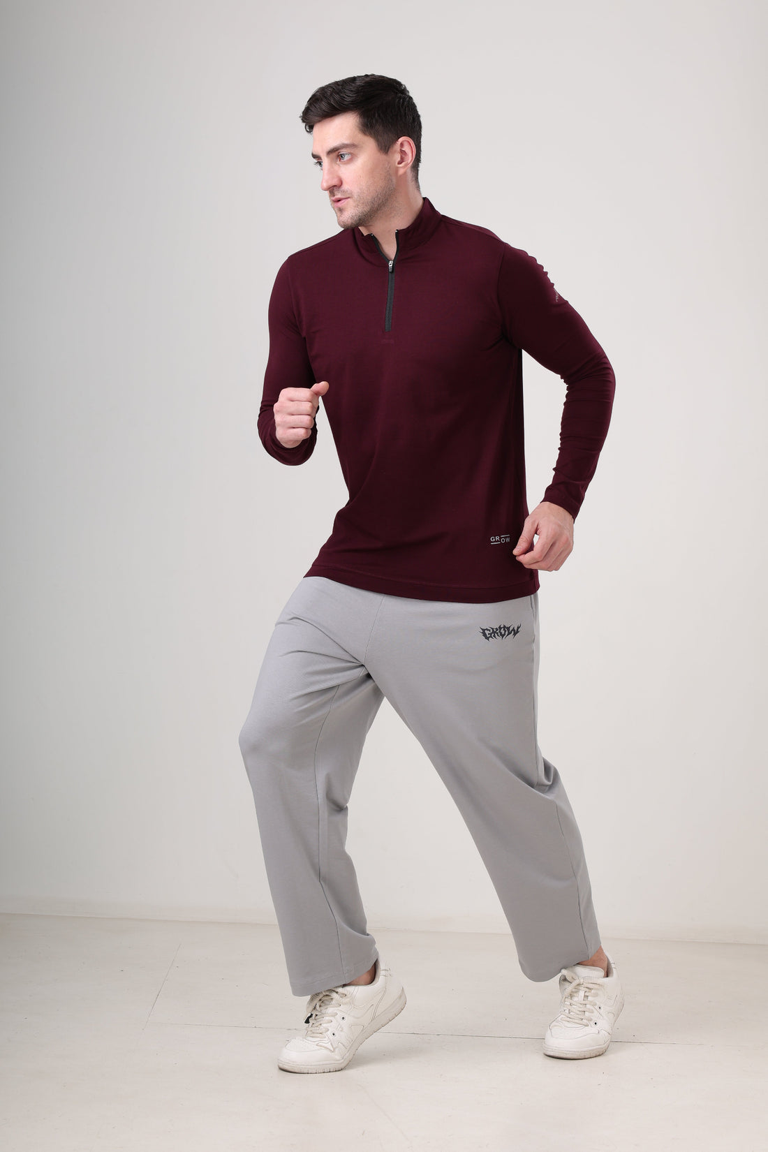 Wolf Quarter Zip T-Shirt (Cotton Feel) Wine