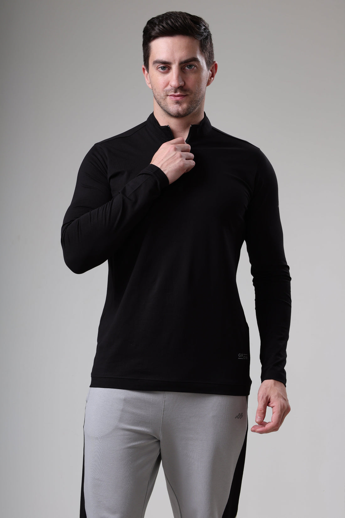 Wolf Quarter Zip T-Shirt (Cotton Feel) Black