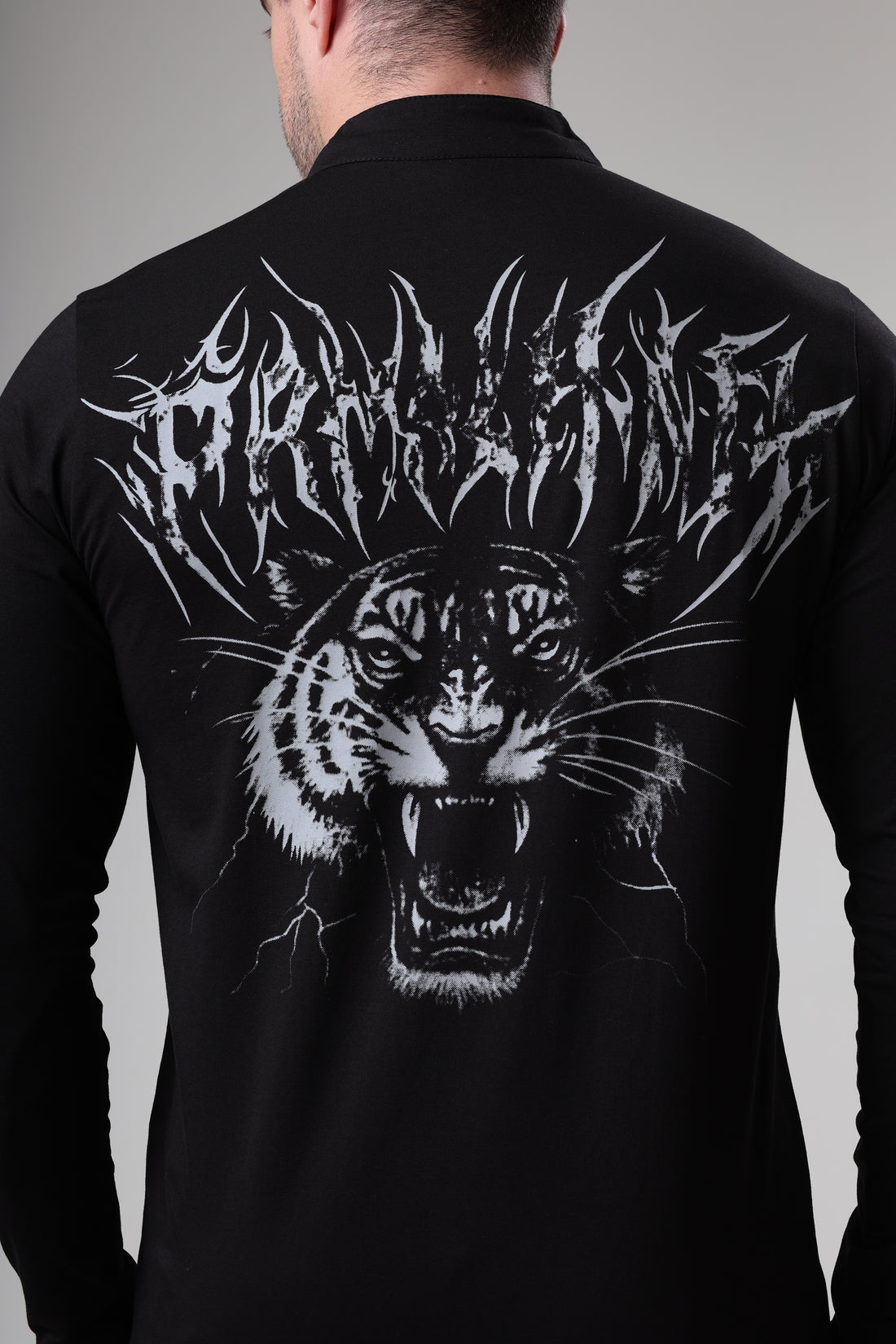 Wolf Quarter Zip T-Shirt (Cotton Feel) Black